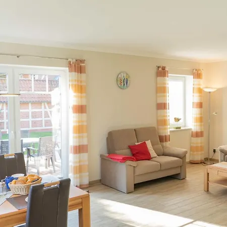 Semesterbostad Bauernhof Kleingarn-Landhus Reihenhaus Nr 24 Sulsdorf auf Fehmarn