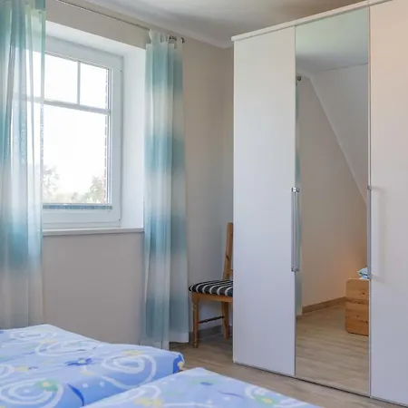Bauernhof Kleingarn-Landhus Reihenhaus Nr 24 Semesterbostad Sulsdorf auf Fehmarn