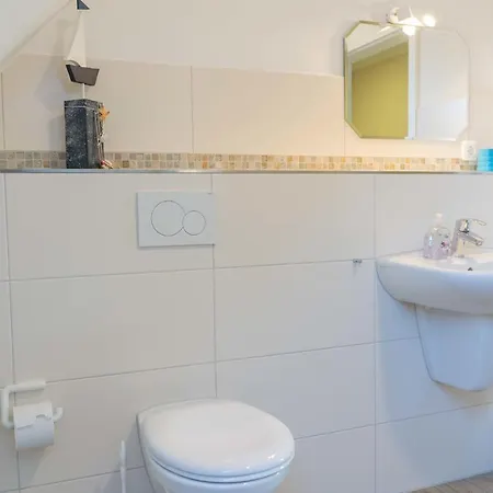 Semesterbostad Bauernhof Kleingarn-Landhus Reihenhaus Nr 24 *